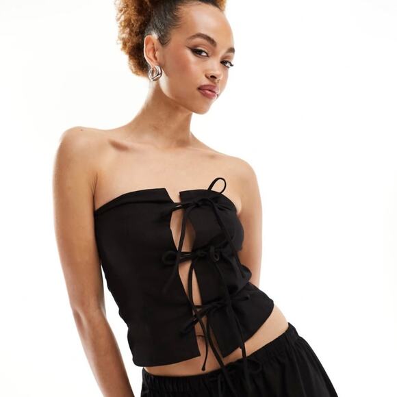 REVOLVE Superdown Black Lioness Bandeau Tie Front NWT Top Size XXS - Picture 1 of 4